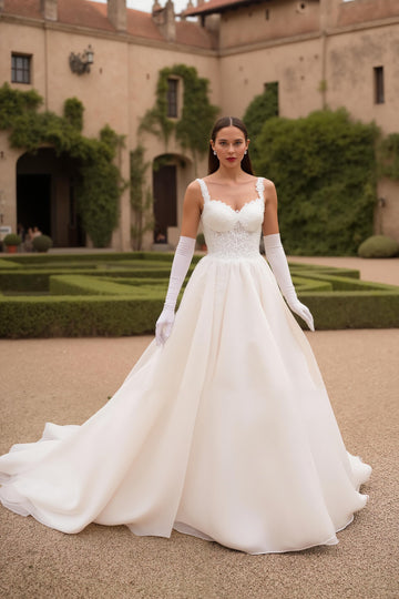 Corset en tulle Une ligne Ivoire Col carré Robe de mariée